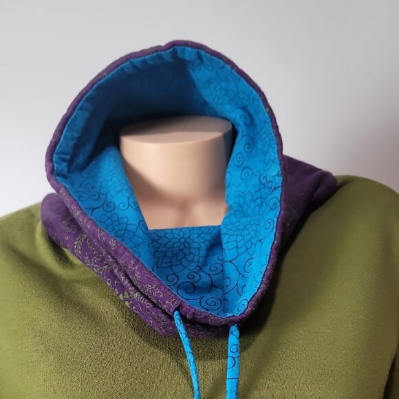 Camden GEKKO Green Pullover Purple & Blue Accents Floral Appliqué Funnel Neck - Picture 13 of 14